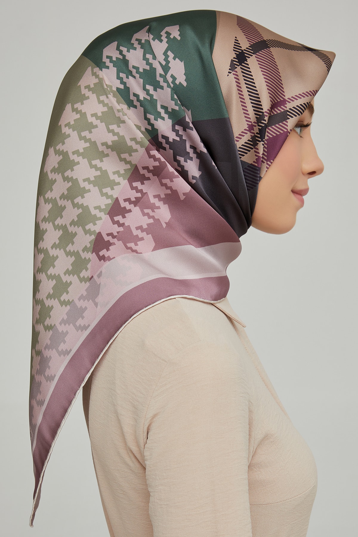 روسری زنانه آرمینه | E21KA8620D04 Armine - Image 3