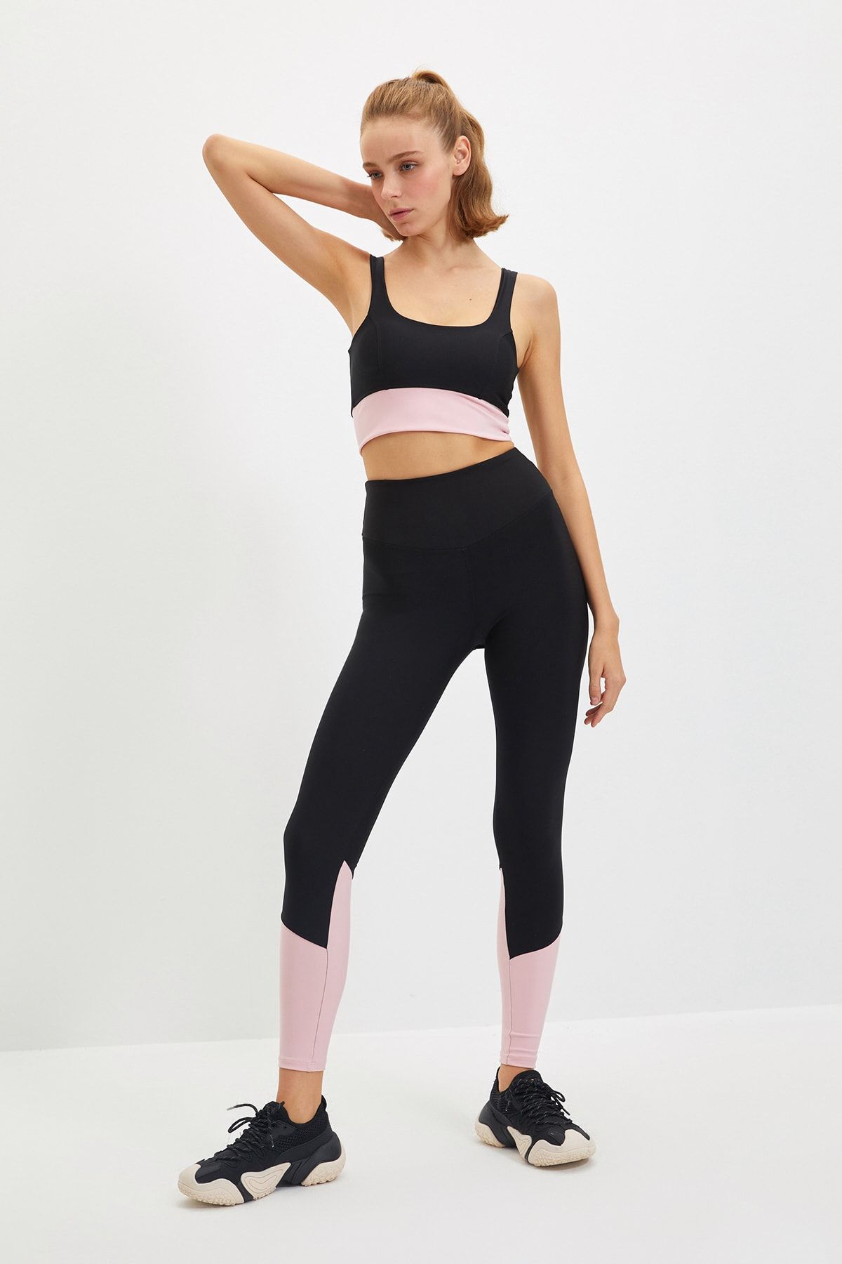 Trendyol Collection Sport-Leggings Schwarz Hoher Bund Fast ausverkauft