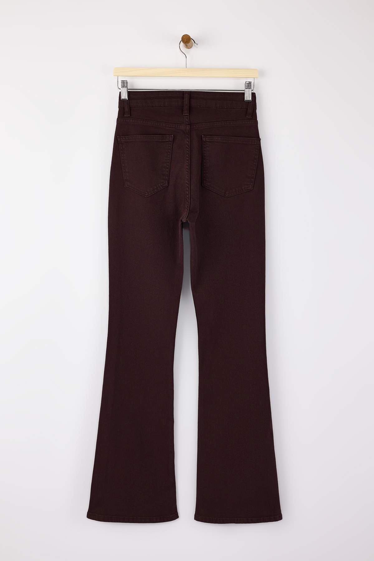 Trendyolmilla  Kahverengi Düğme Detaylı Yüksek Bel Orta Esnek Flare İspanyol Paça Jeans TWOSS26JE00038 - Görsel 6