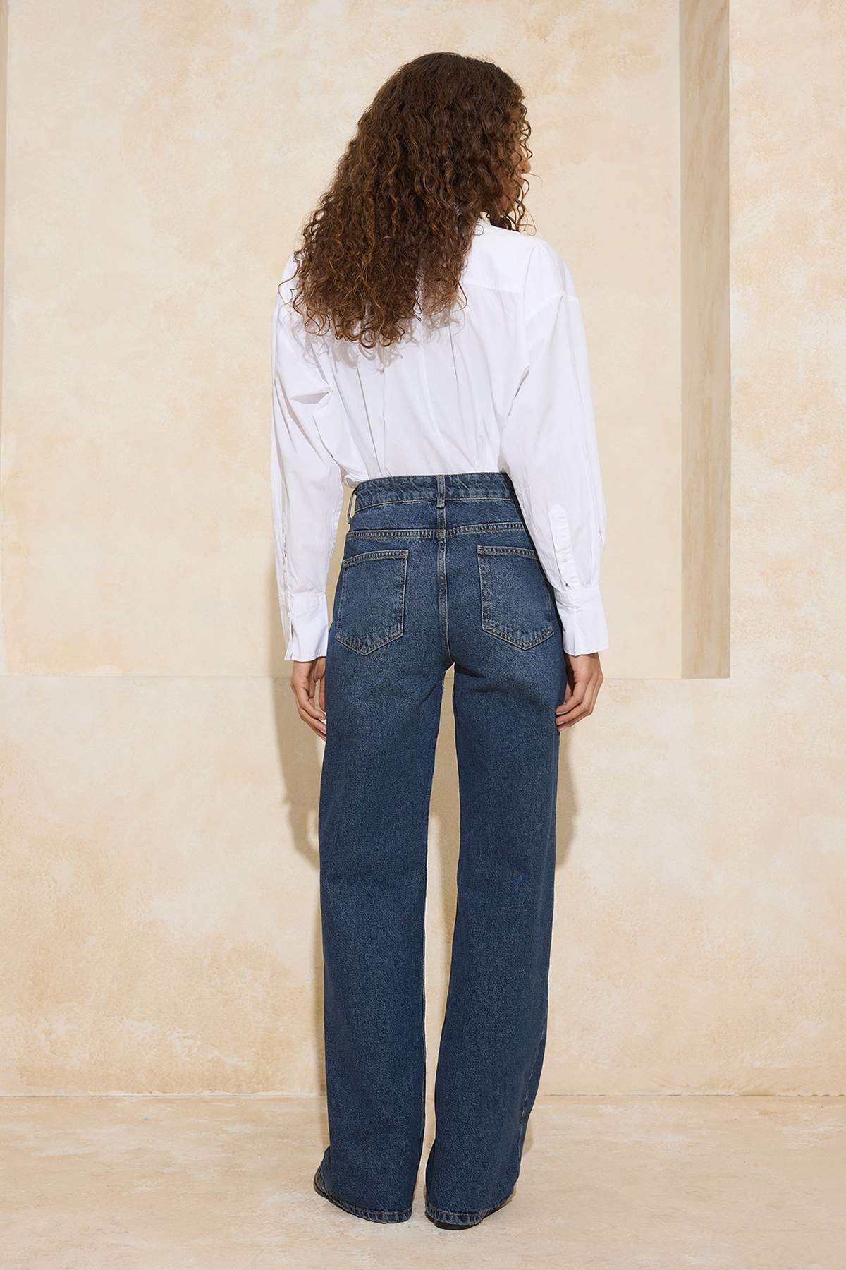 Trendyolmilla  Koyu Mavi Yüksek Bel Geniş Paça Wide Leg Geniş Paça %100 Pamuk Non-Stretch Jeans TWOAW25JE00105 - Görsel 4