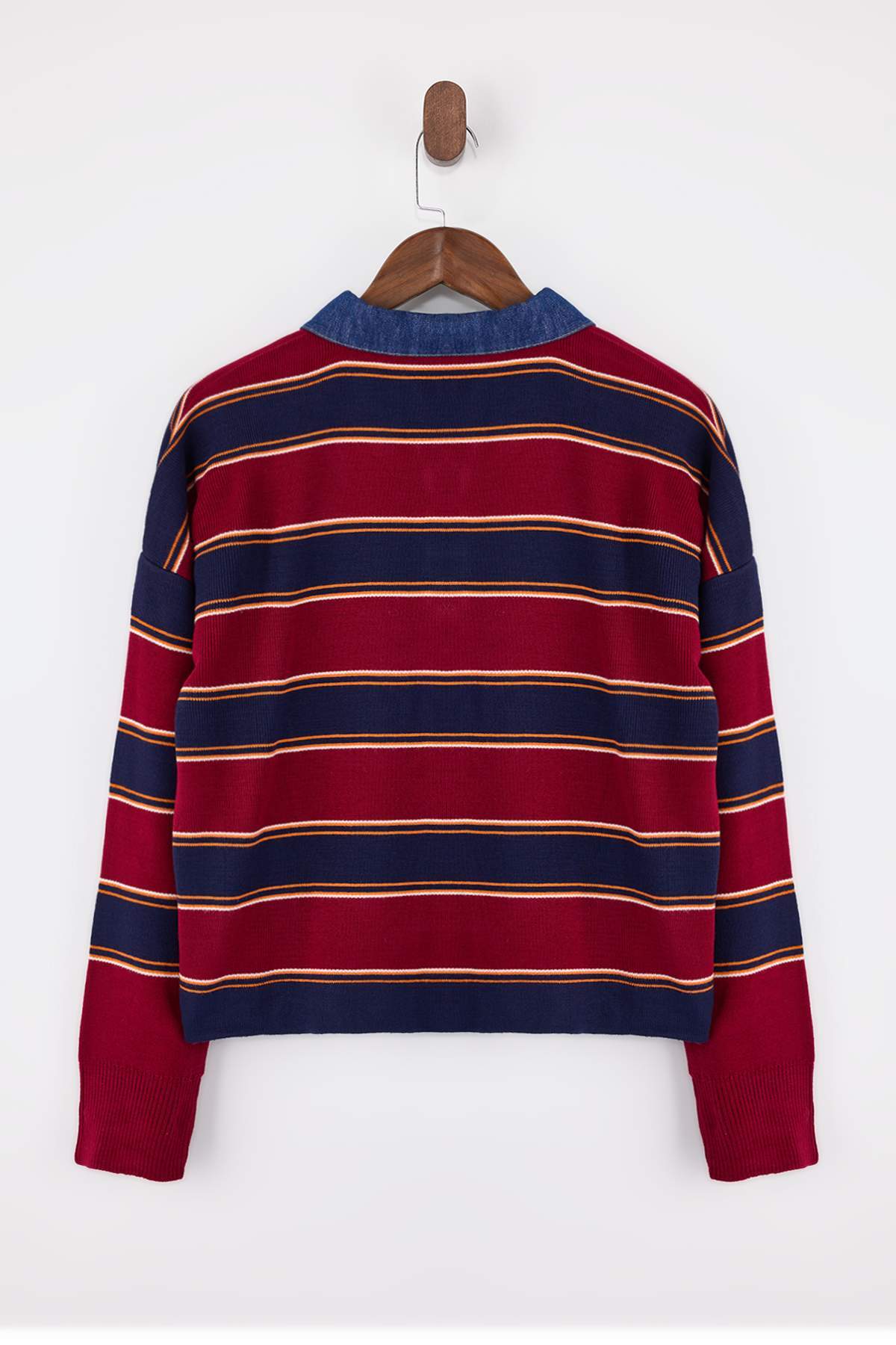 Trendyolmilla  Çok Renkli Çizgili Denim Garnili Polo Yaka Triko Kazak TWOAW26KZ00283 - Görsel 6