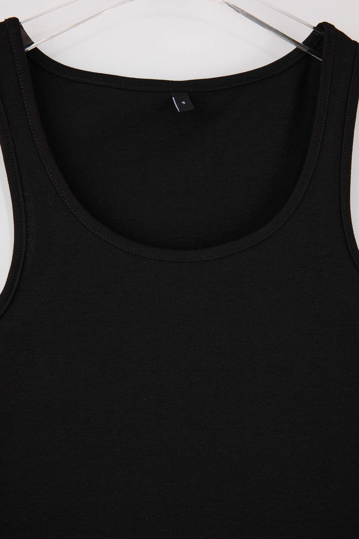 Trendyolmilla  Wardrobe Essentials-Siyah Fitted/Vücuda Oturan Kolsuz Örme Alt-Üst Takım TWOSS26AU00010 - Görsel 6