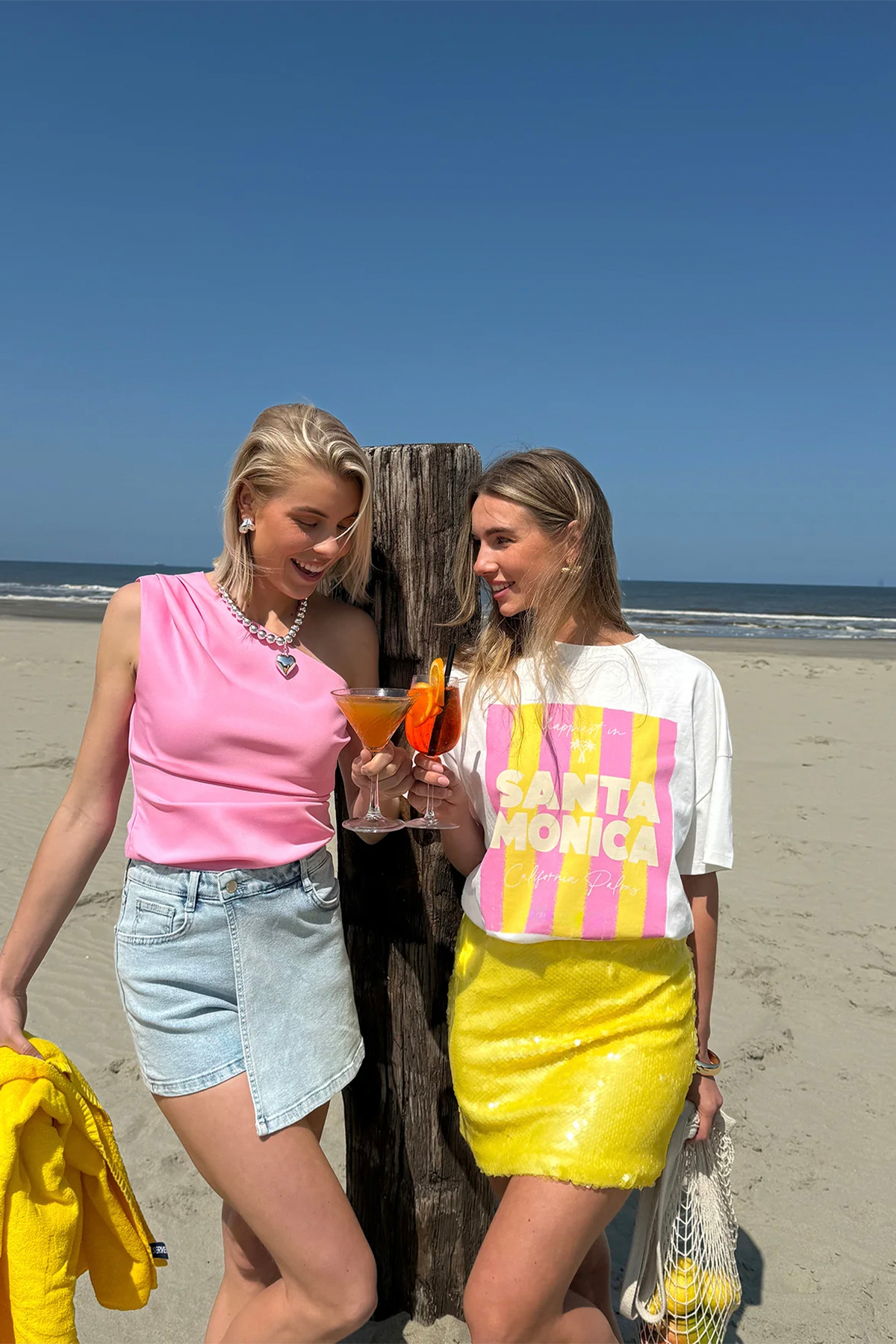 The Champ Clothing  Kadın Oversize Tişört Santa Monica Baskılı Beyaz – Bisiklet Yaka, %100 Pamuk Compact Süprem 24/1 - Görsel 4