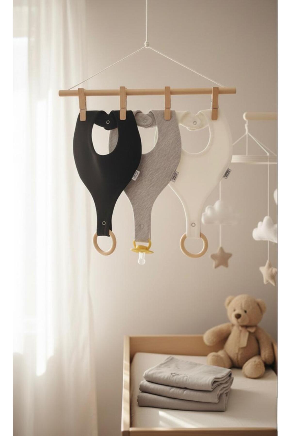 Lumos Trade Emzik Tutucu Mama Önlüğü - Siyah Beyaz Gri %100 Pamuk Kumaş Emzik Askısı Seti 3 Adet fotoğrafı 2 (önizleme)