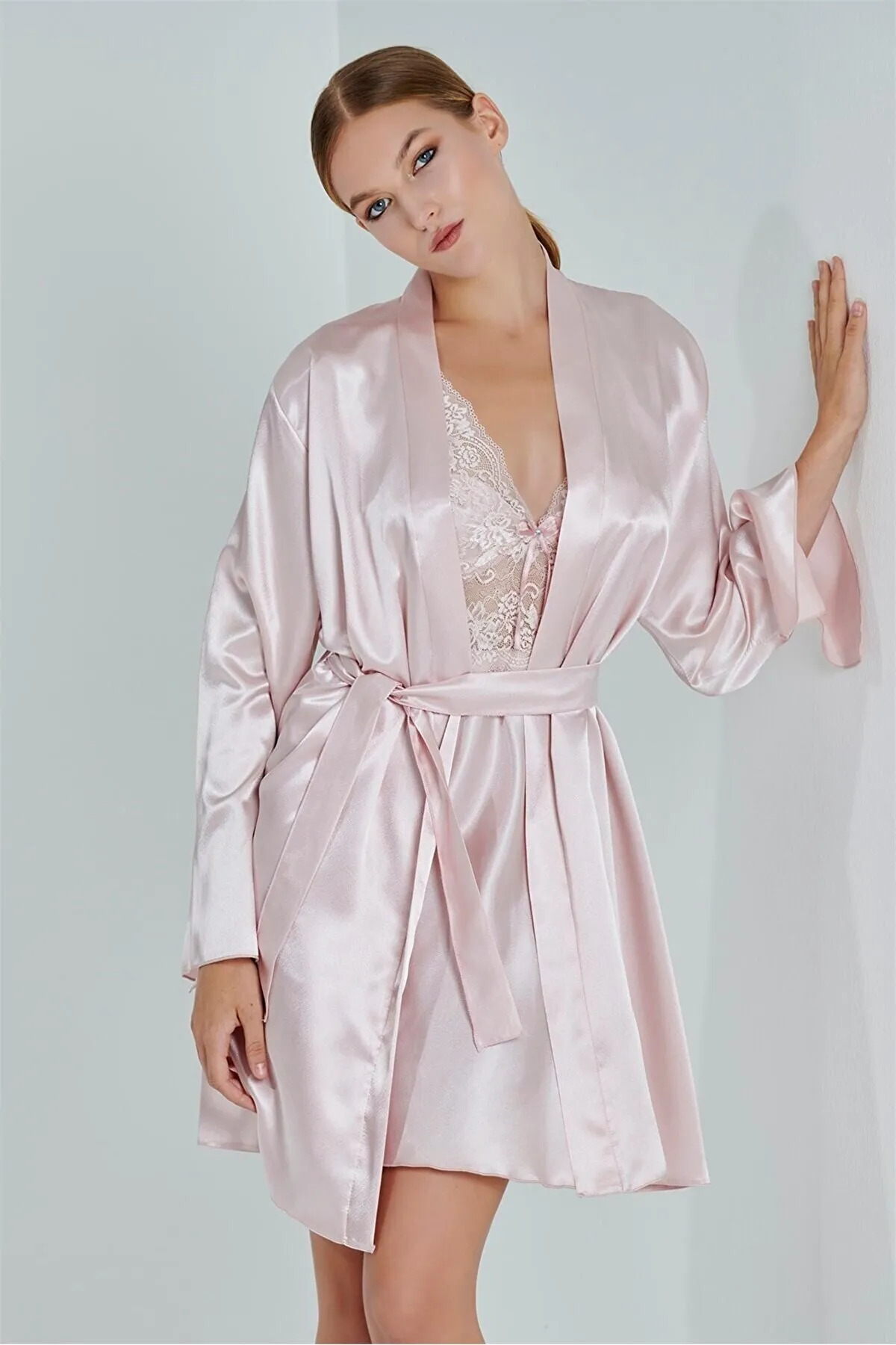 Alissa Saten Dantelli Gecelik&Sabahlık 6'lı Gelin Çeyiz Seti C.8.L.0.R.0.62