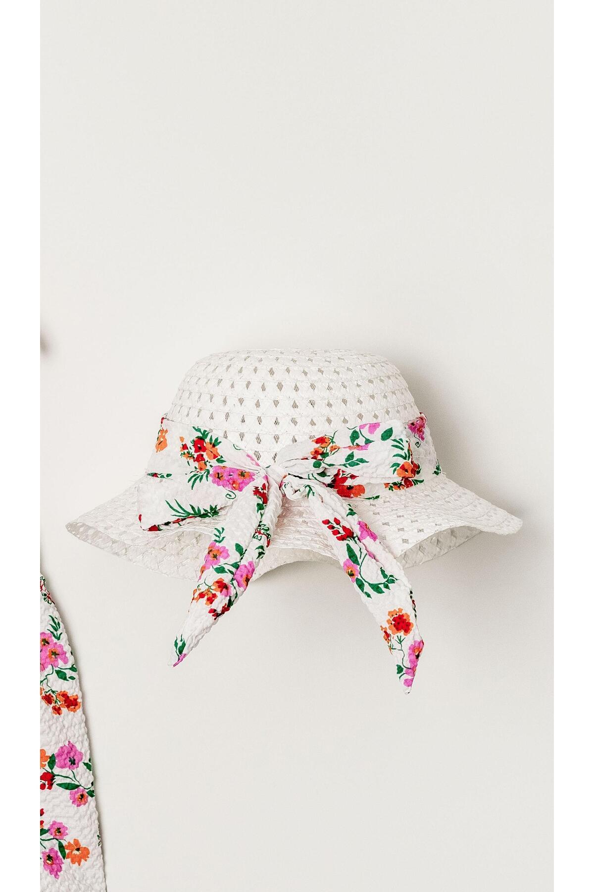 Chicsy Baby Tatlı Çiçek Desenli Şapkalı Fiyonklu Kız Bebek Elbisesi fotoğrafı 7 (önizleme)