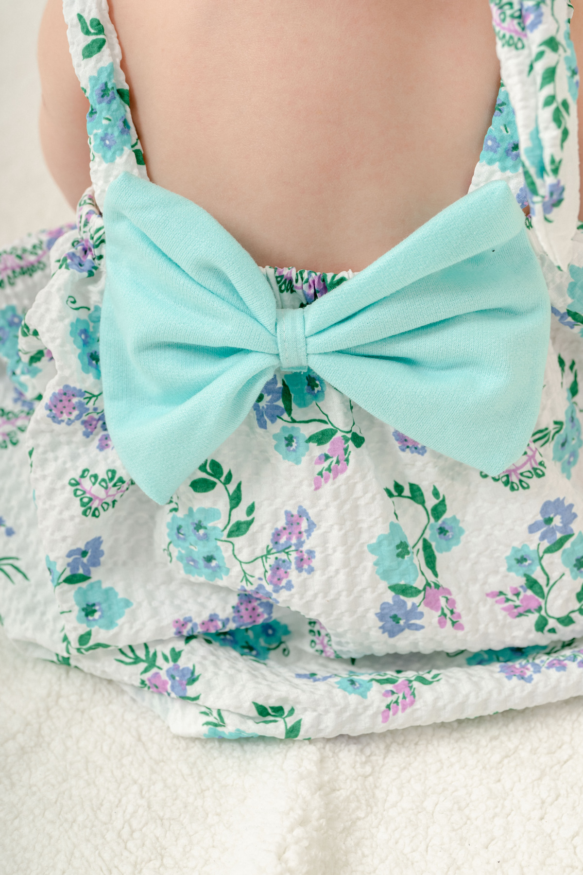 Chicsy Baby Tatlı Çiçek Desenli Şapkalı Fiyonklu Kız Bebek Elbisesi fotoğrafı 5 (önizleme)