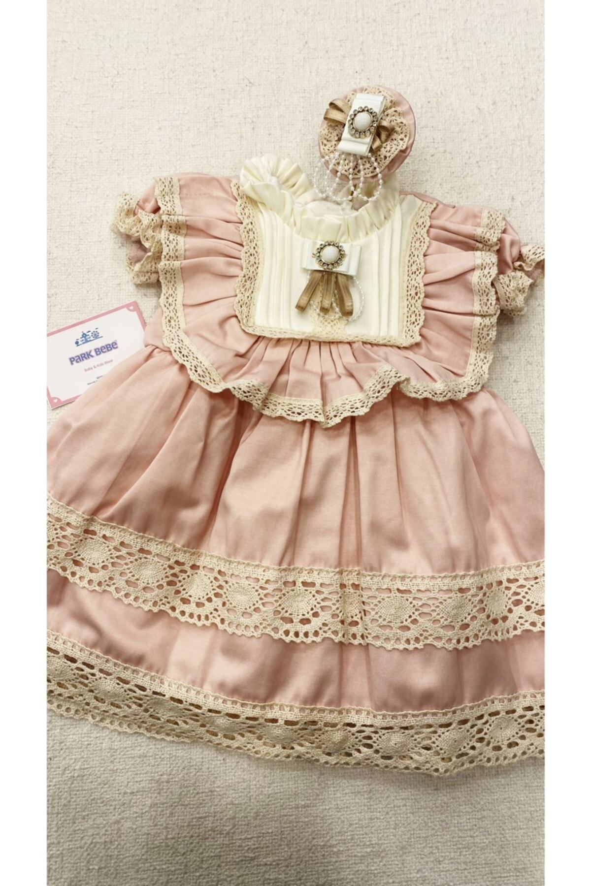 PARK BEBE Kız Bebek Abiye Eski Zaman Elbisesi Toka Aksesuarlı 9-24 Ay fotoğrafı 3 (önizleme)