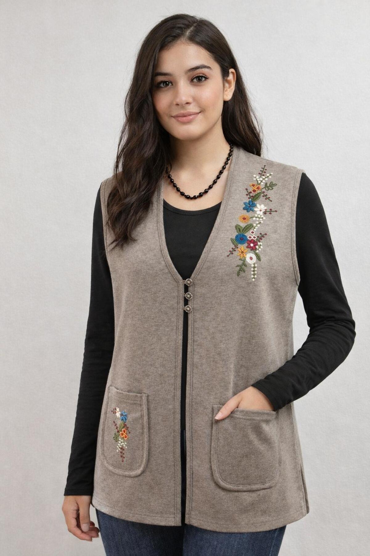 Steel Mesh 3 Buttons Colorful Flower Embroidered Mother Vest Beige