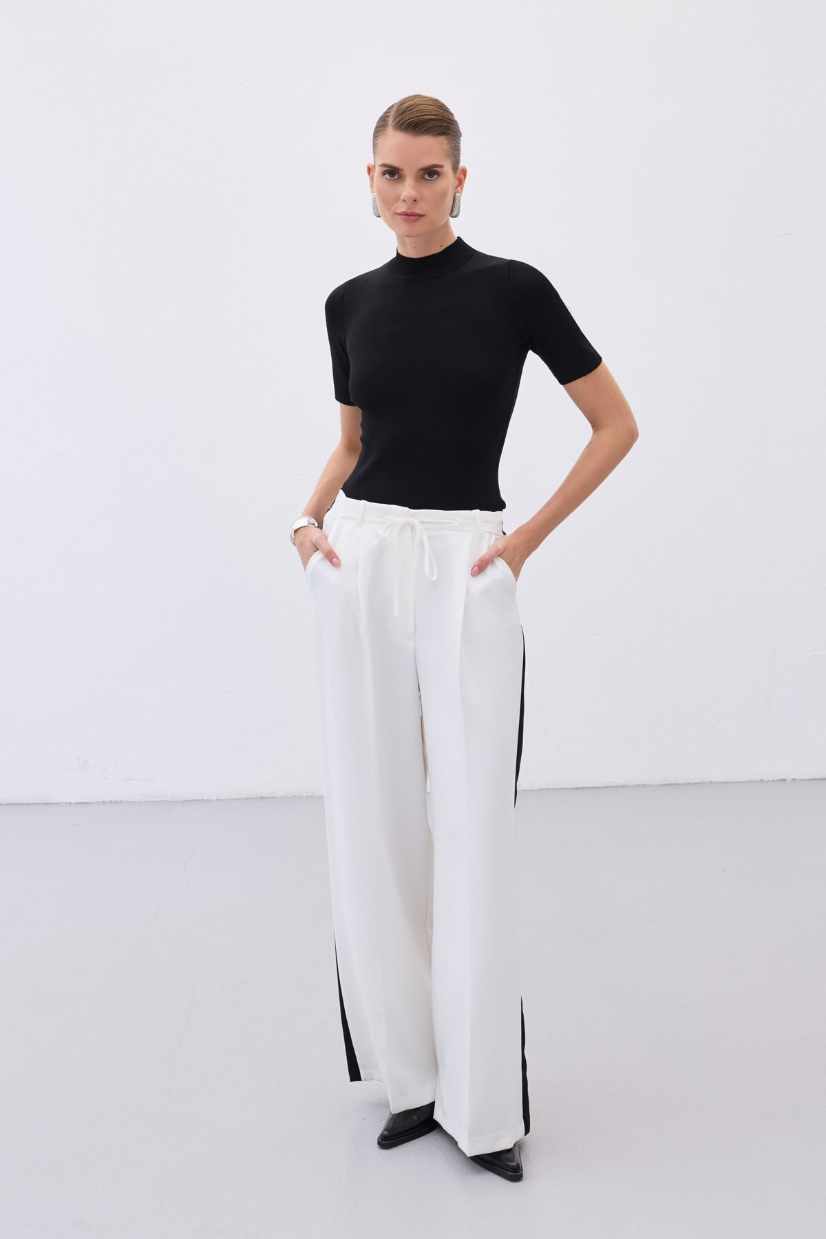 Sateen  Yarım Balıkçı Triko - Siyah - Görsel 2