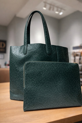 HEDCOLLECTION Yılan Desenli Deri Tote Çanta & Clutch Seti