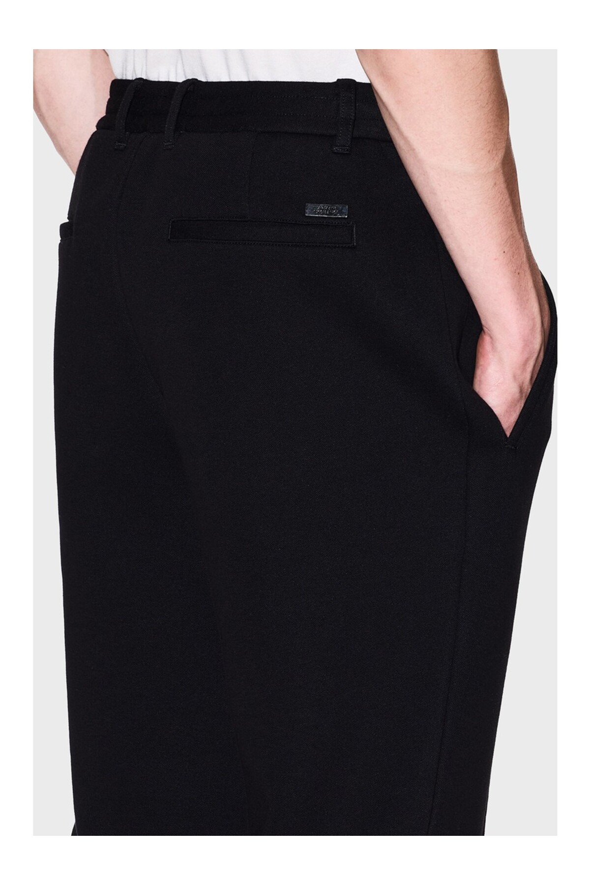 شلوار گرمکن ورزشی مردانه راسته کشسان | آرمانی اکسچنج Armani Exchange XM000972 - تصویر 4