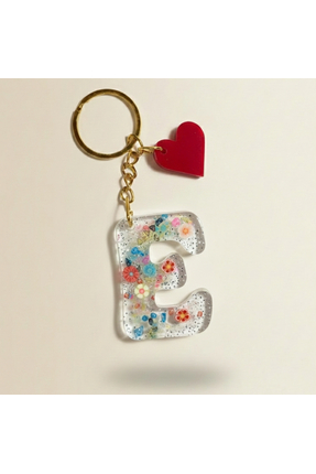 RS Gift Store E Harf Simli Epoksi Anahtarlık Kalp Figürlü