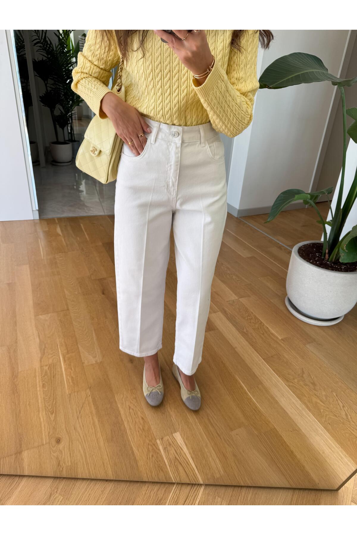 MERVE AKSOY  Cardie Mom Fit Jean - Beyaz - Görsel 3