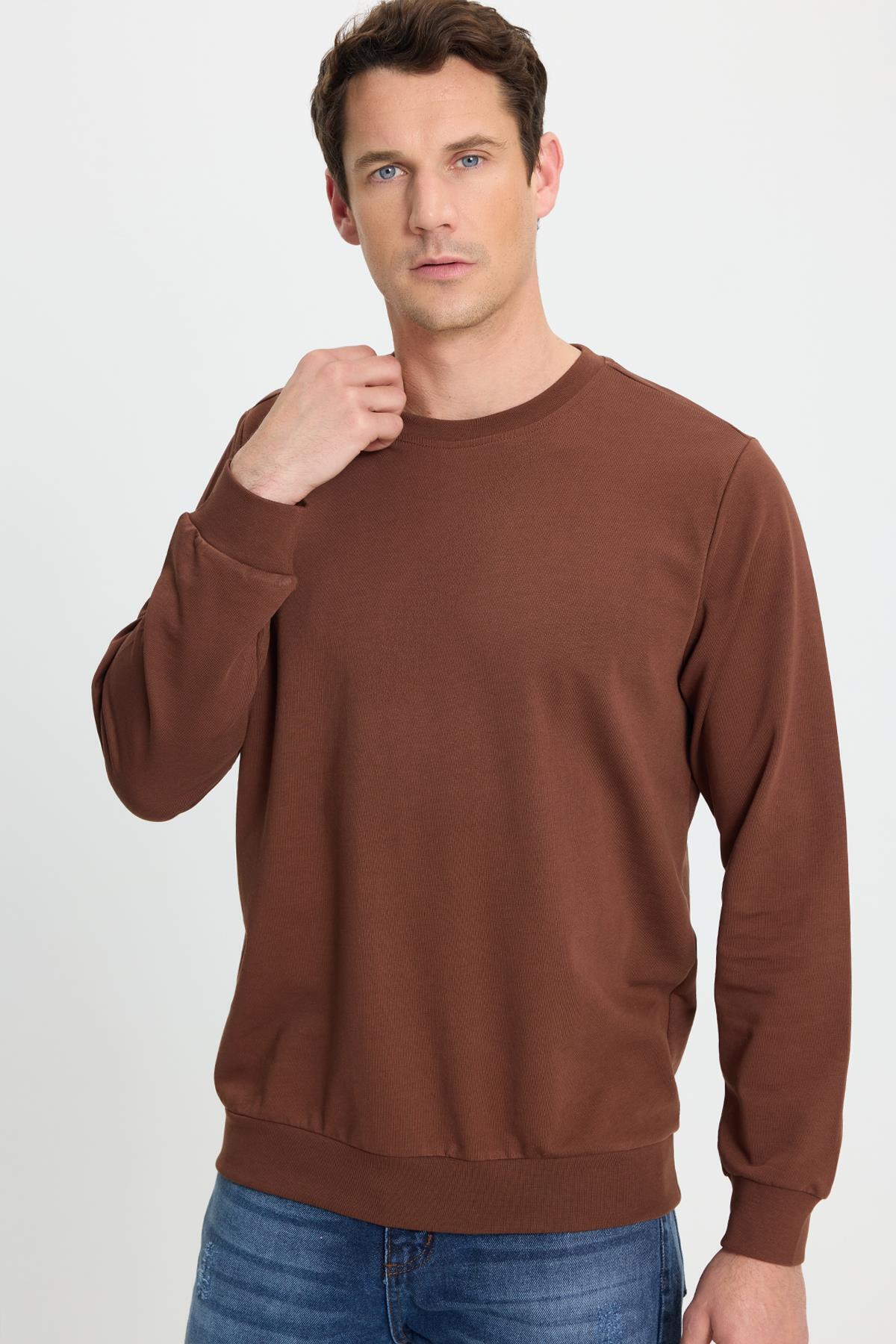 Tudors  Erkek 3'lü Kahverengi-Taş-Siyah Relax Fit Rahat Kesim %100 Pamuk 2 İplik Bisiklet Yaka Sweatshirt - Görsel 2