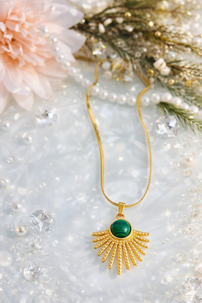 Elifin ışığı Kolye