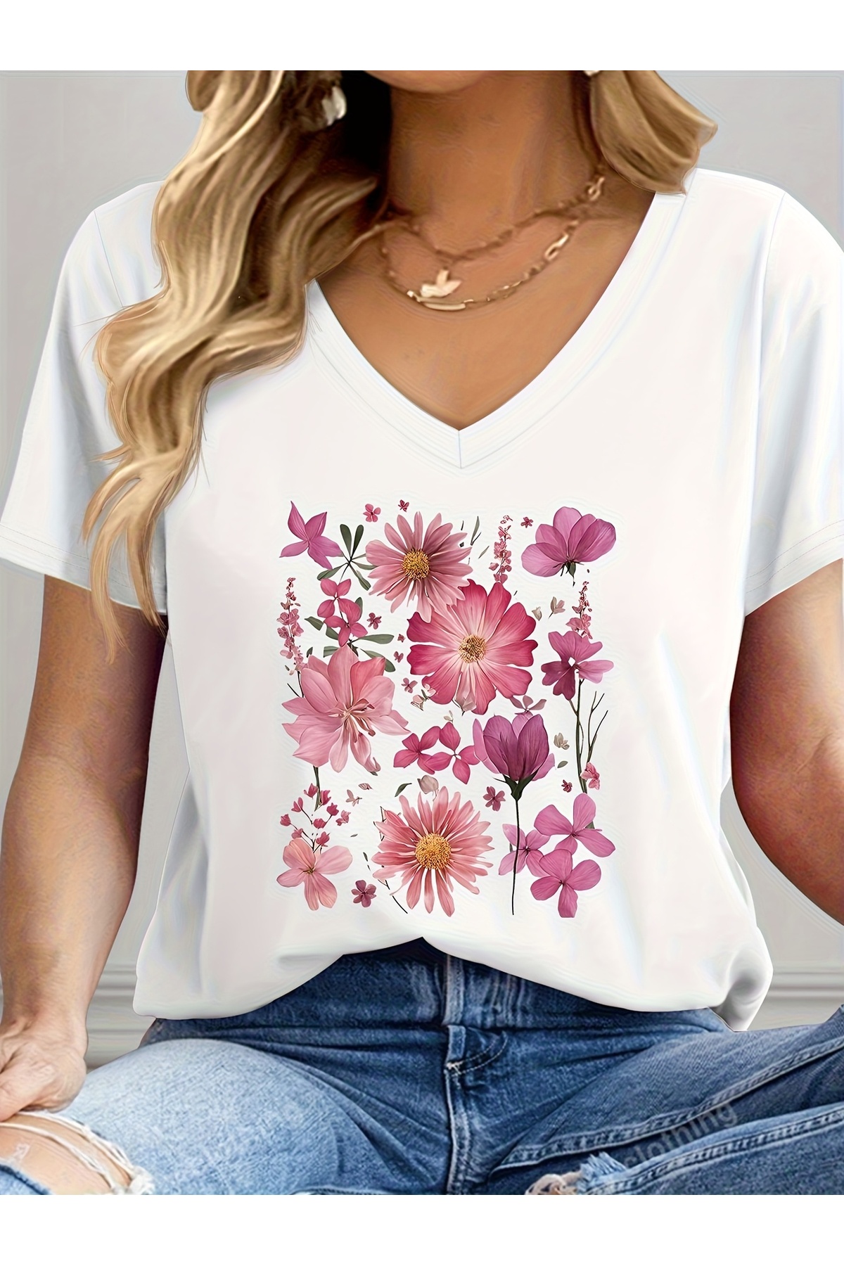 Floral Printed Regular Casual Cut V-Neck T-shirt