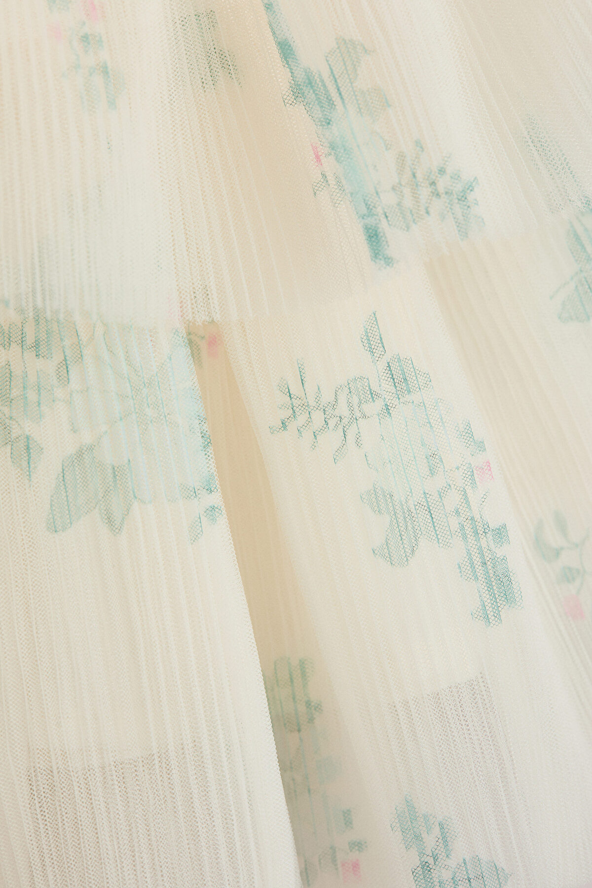 H&M Katlı Tül Etekli Elbise fotoğrafı 4 (önizleme)