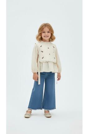 Liloa Kız Çocuk Vintage Nakışlı Ekru Triko Yelek ve Brode Detaylı Gömlek ile ...