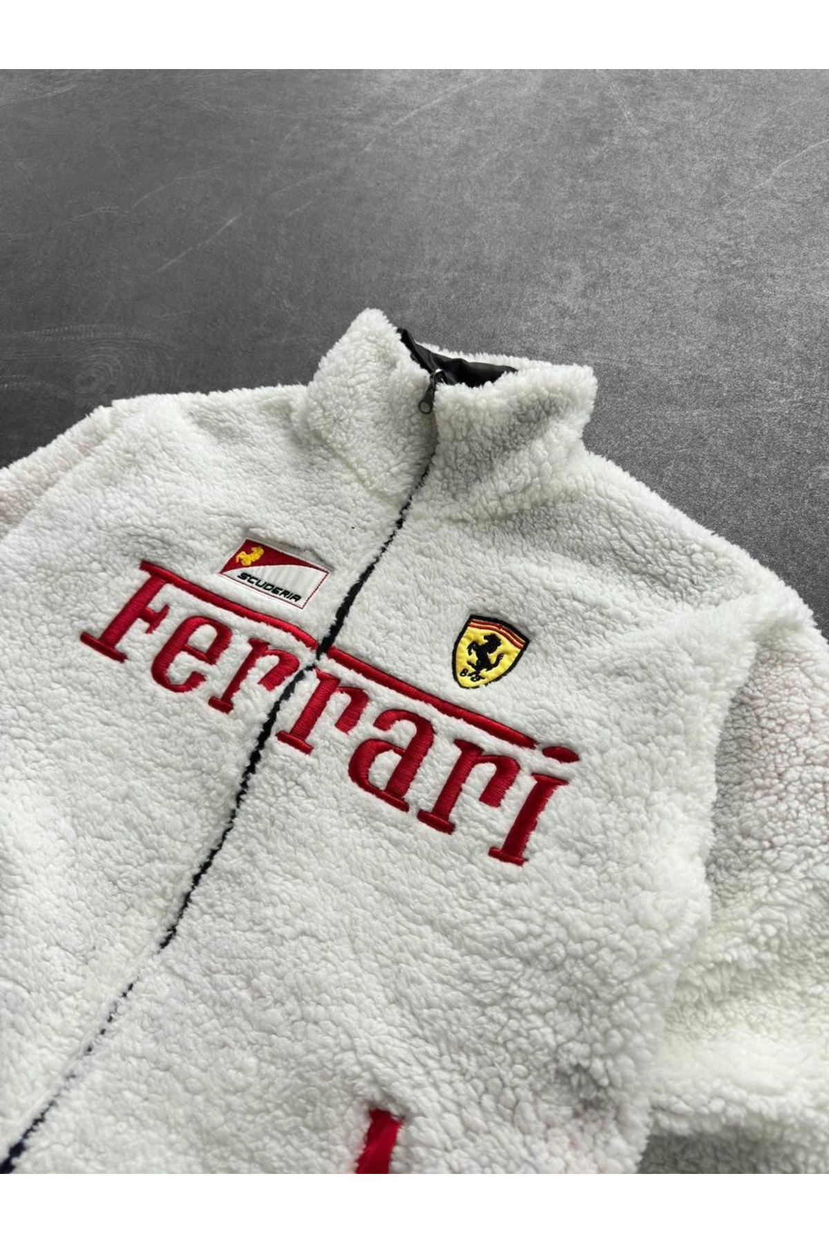 Gofeel  Ferrrari Racing Çift Taraflı Unisex Mont - Görsel 2