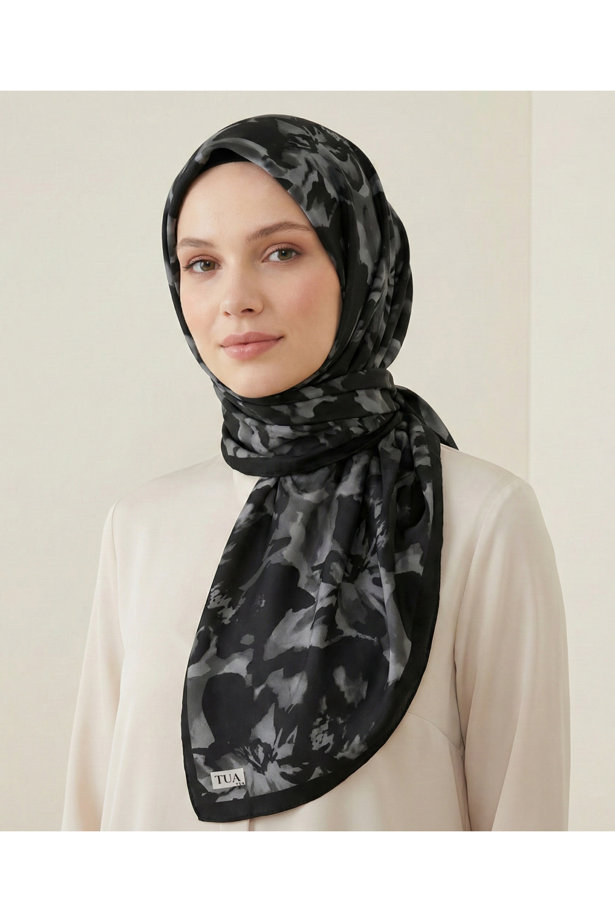 Harmony Pattern 90X90cm Organic Twill Scarf/Scarf