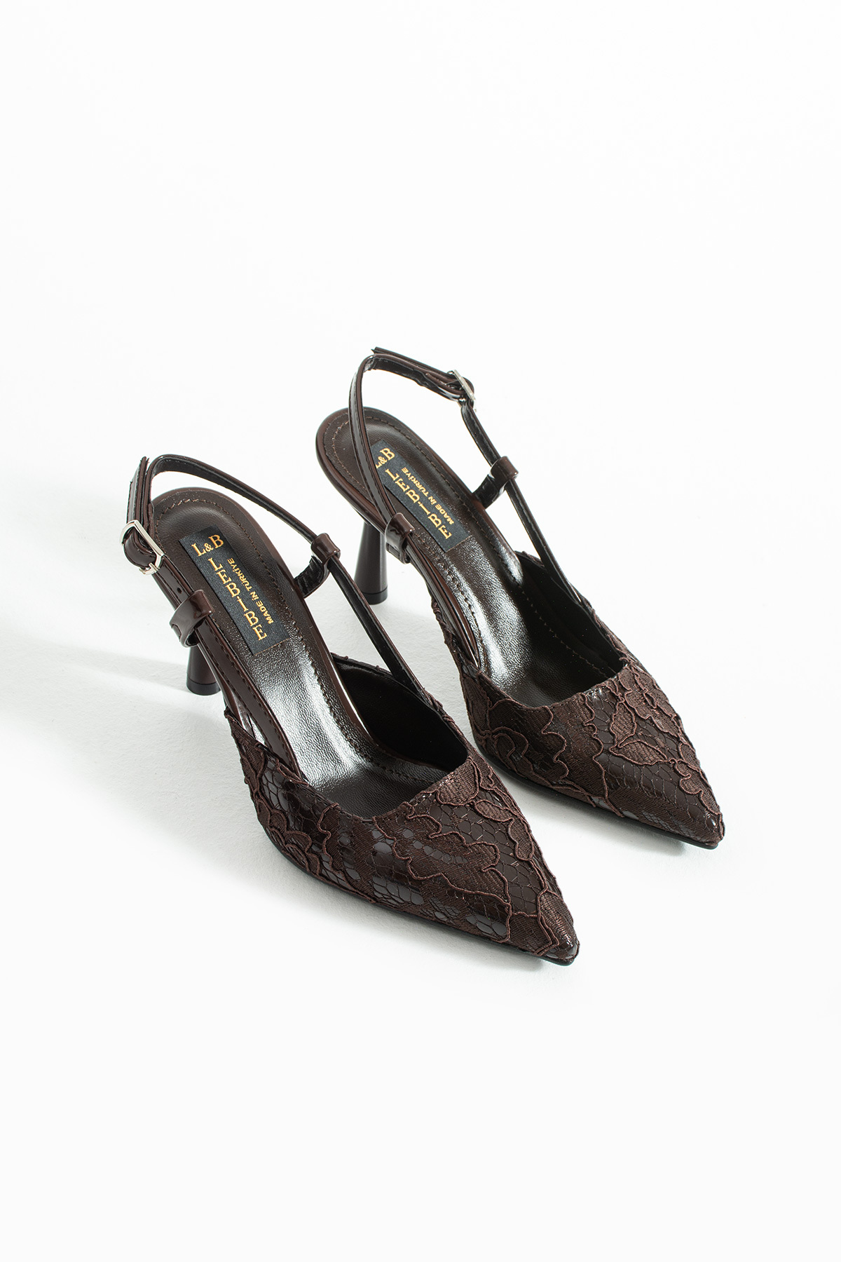 Lebibe Shoes  LISA Kadın Acı Kahve Sivri Burun 7 cm Topuklu Çiçek Dantel Desenli Rugan Slingback Ayakkabı - Görsel 4