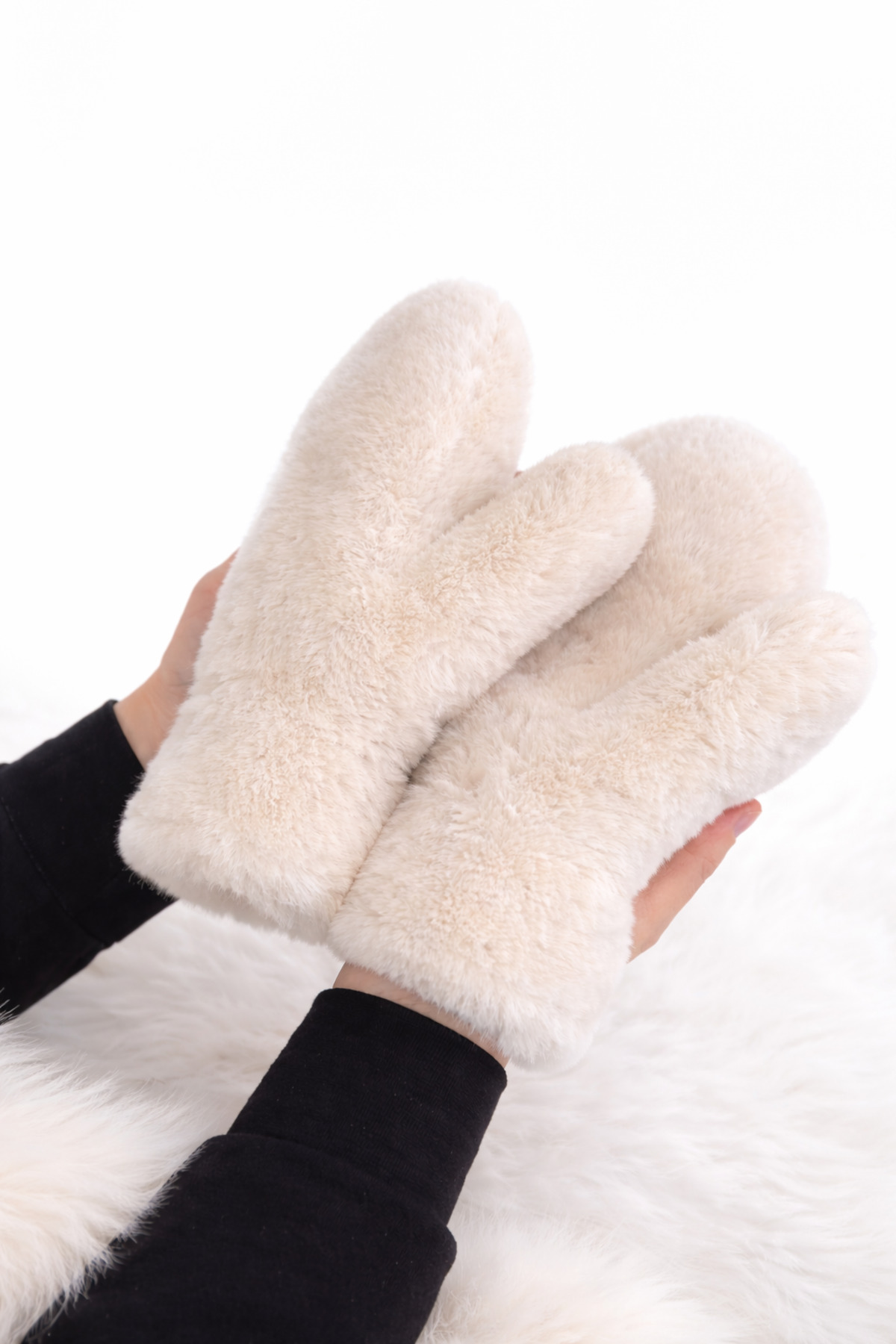 HEDCOLLECTION Peluş EL görsel 2