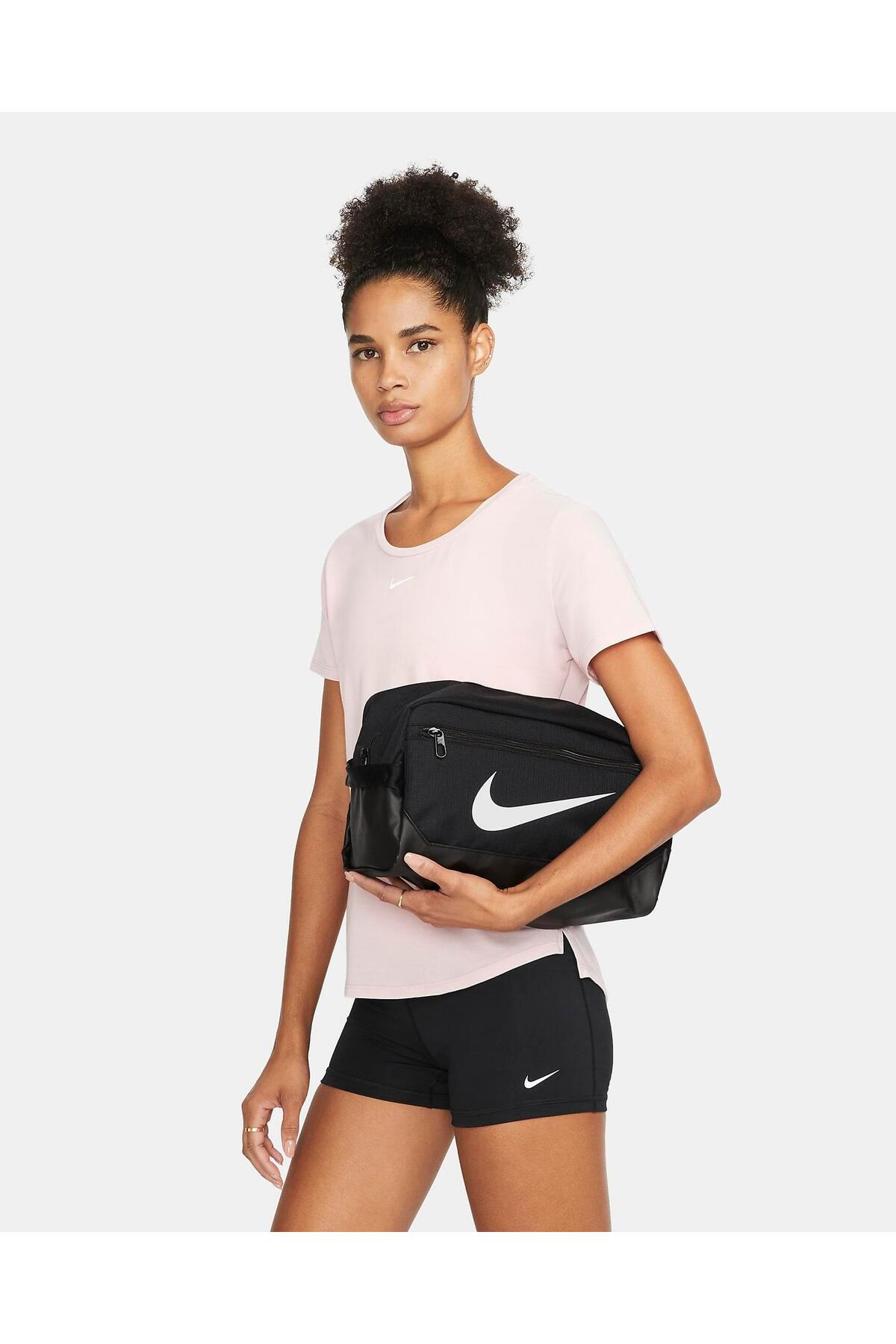 Nike Brasilia 9.5 Antrenman Ayakkabı Çantası (11L) görsel 3