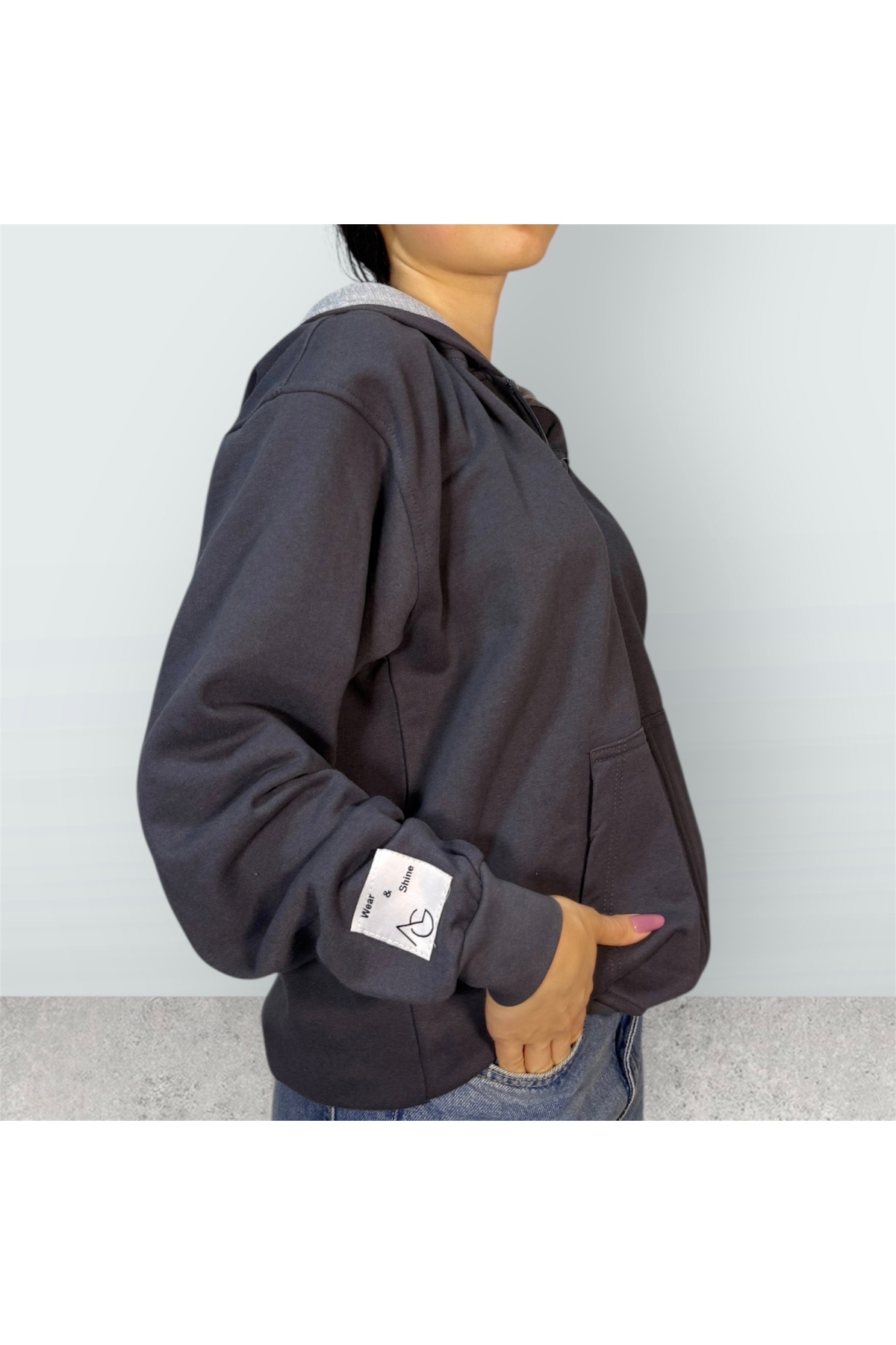 Füme Oversize Önü Fermuarlı Hırka — بژ TYC0FAEF3AFA002D06F6E1C00 — تصویر 2 از 2