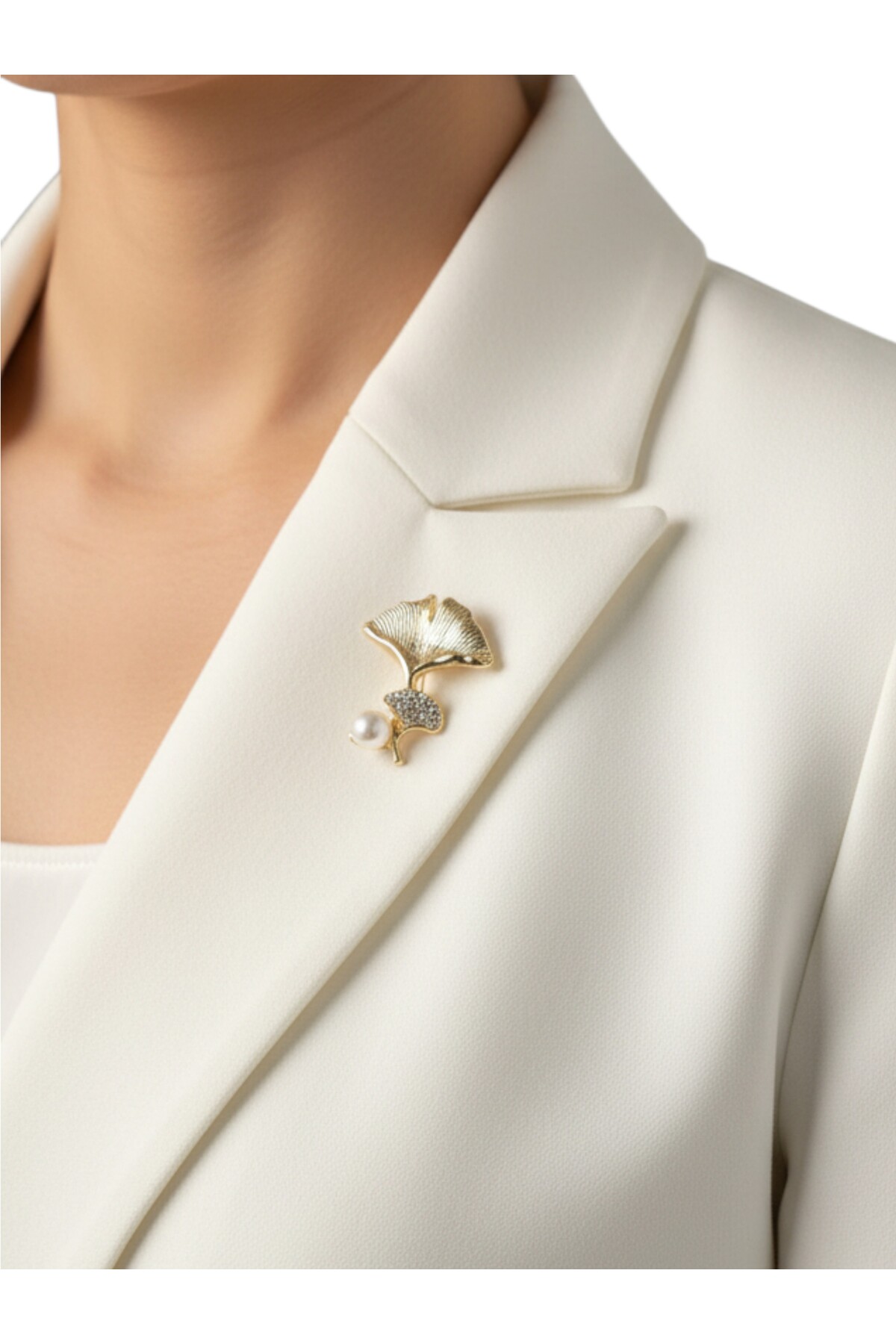 Gold Ginkgo Leaf Brooch with Pearl and Stone Detail | Height:4cm