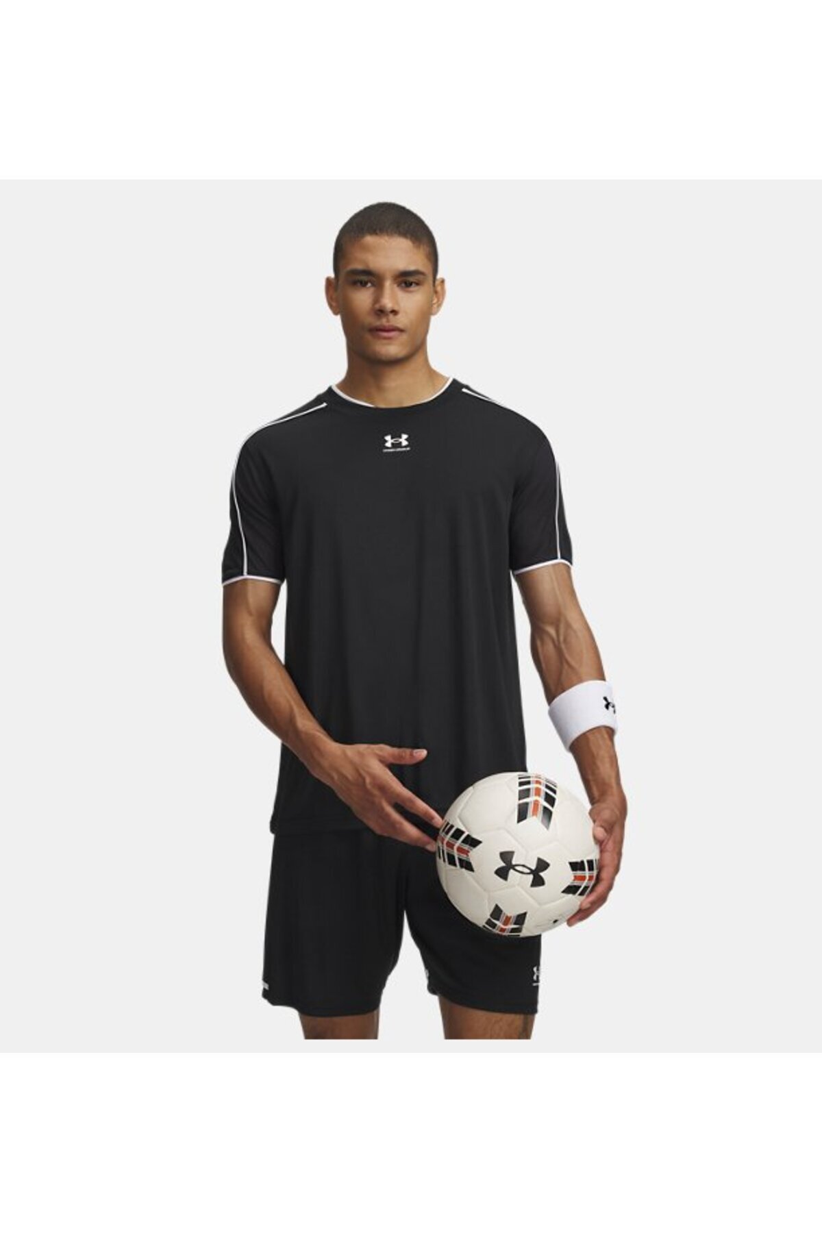 آندر آرمور تی‌شرت آستین کوتاه مردانه طرح چلنجر کد UA 6009875-001