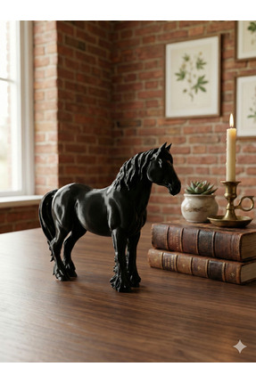 ÜNALTEKİN TASARIM DEKORATİF MODERN SİYAH AT PLASTİK 19X23
