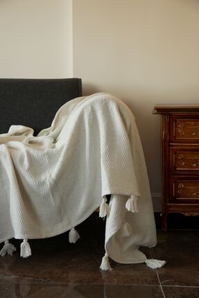 Ascotton Ekru Püsküllü Koltuk Örtüsü 115 x 200 cm Kanepe Divan Çekyat Berjer ...
