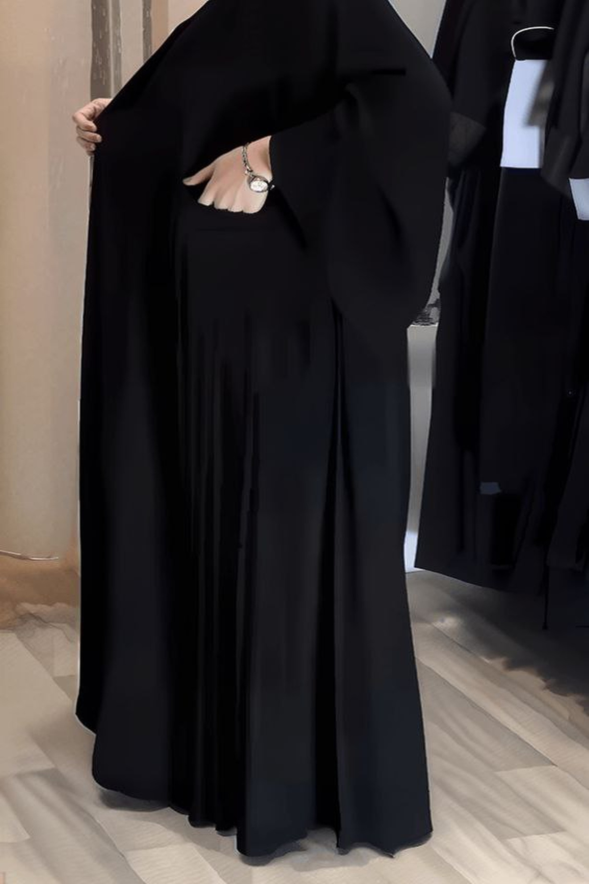 عباية حور سوداء كريب بقفلة طقطق مخفي مع طرحة مرفقة