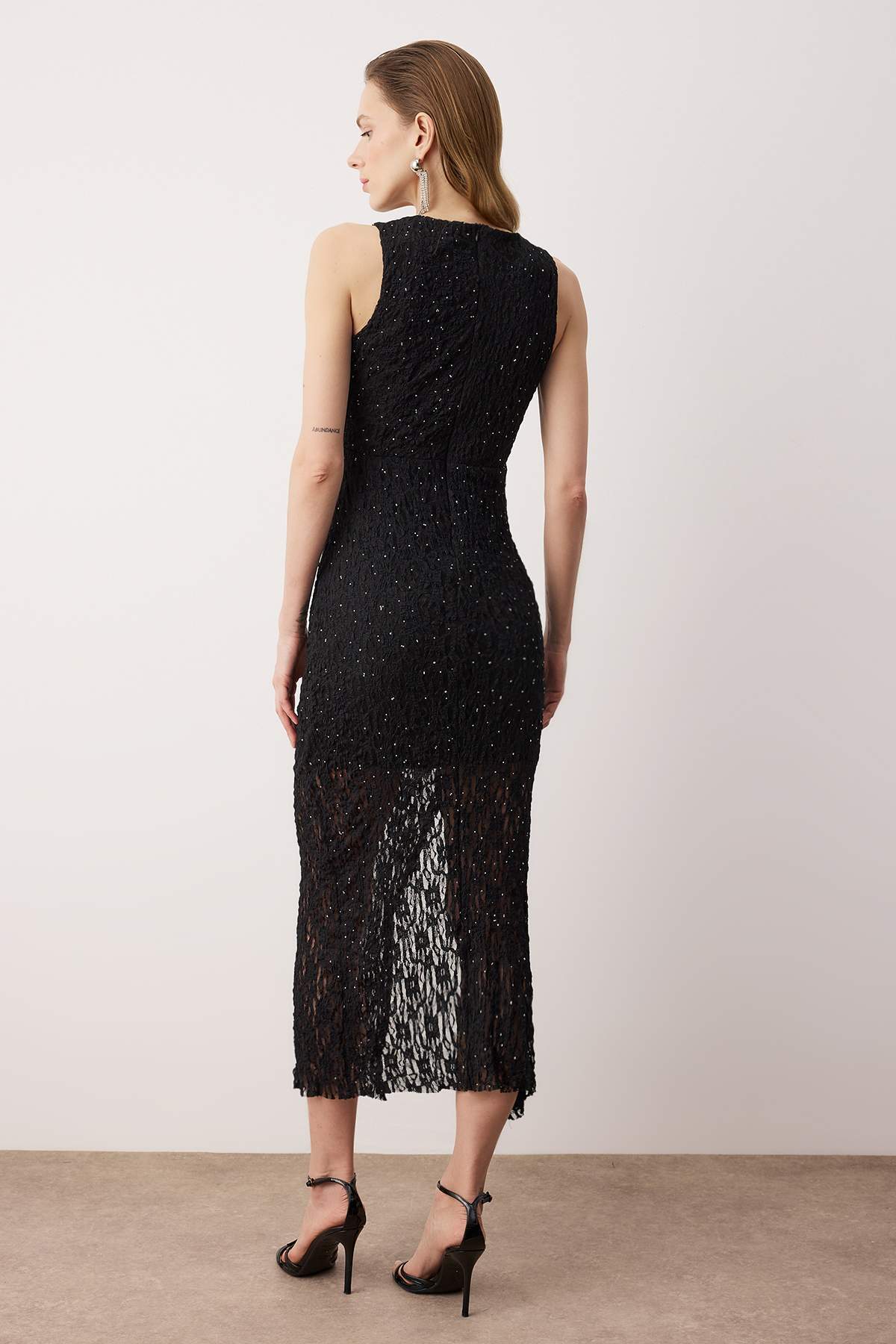 Trendyolmilla  Siyah Taş Baskılı Tül Maxi Astarlı Party Elbise TPRAW26EL00133 - Görsel 5