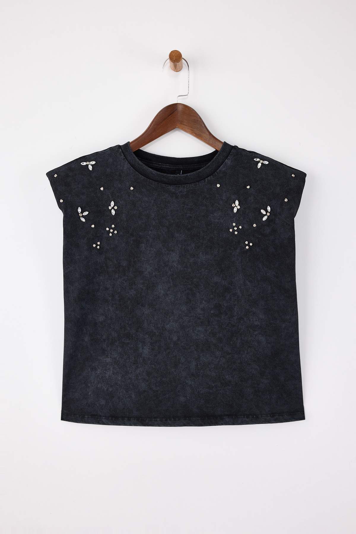 Trendyolmilla  Antrasit Relaxed/Rahat Kalıp Düşük Kol Kolsuz Vatkalı Tok %100 Pamuk Örme T-Shirt TWOSS26TS00008 - Görsel 5