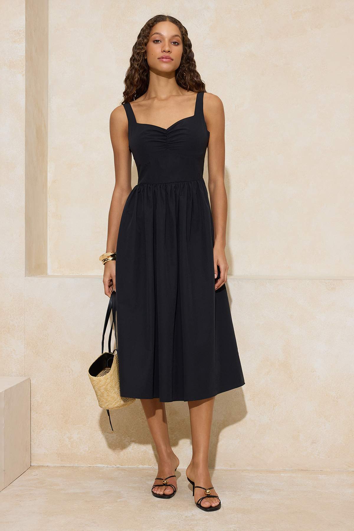 Trendyolmilla Siyah Gipeli Midi Poplin Dokuma Elbise TWOSS26EL00138