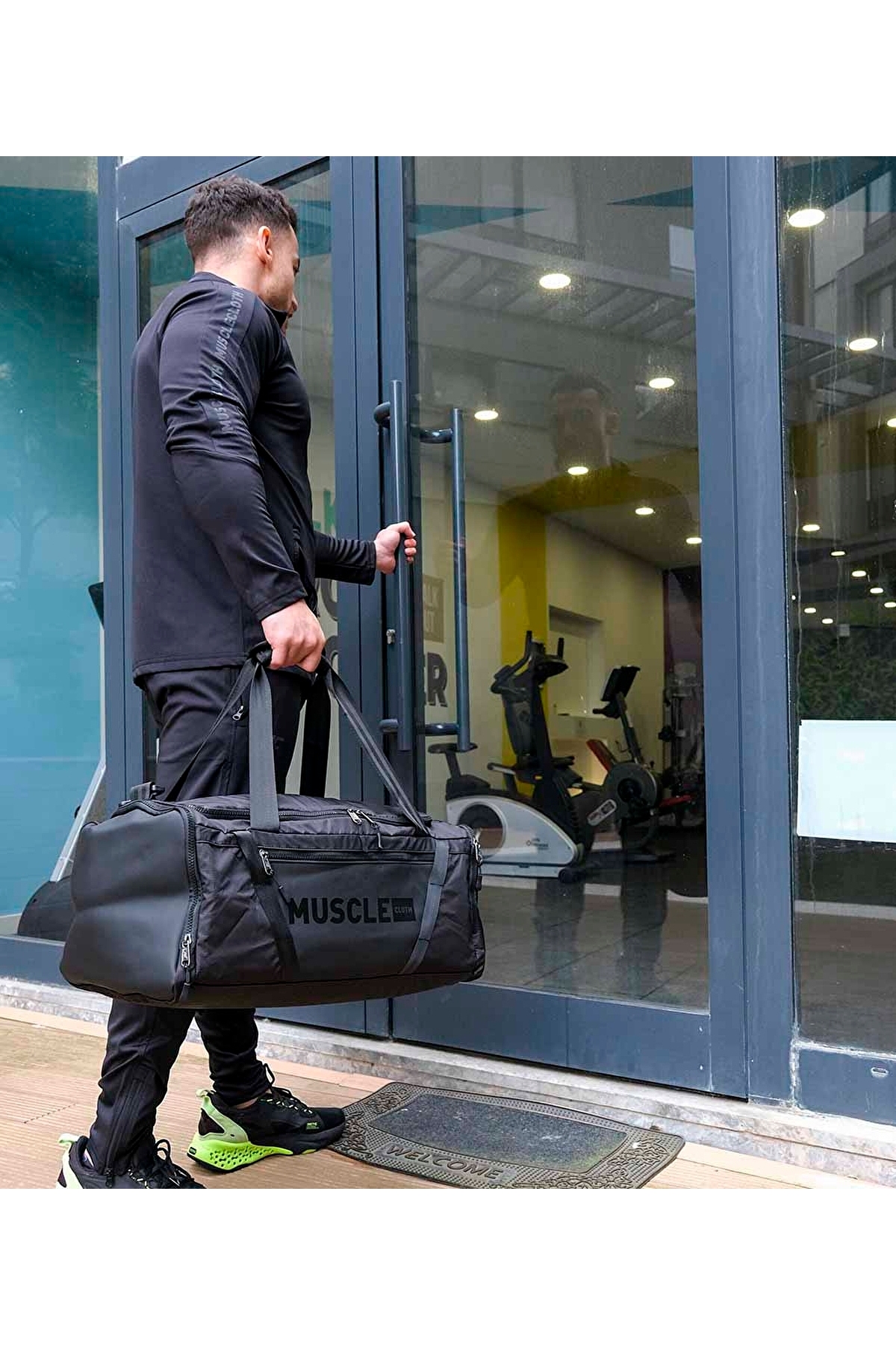 MUSCLECLOTH  Glory Silindir Çanta Siyah 40 L - Görsel 3