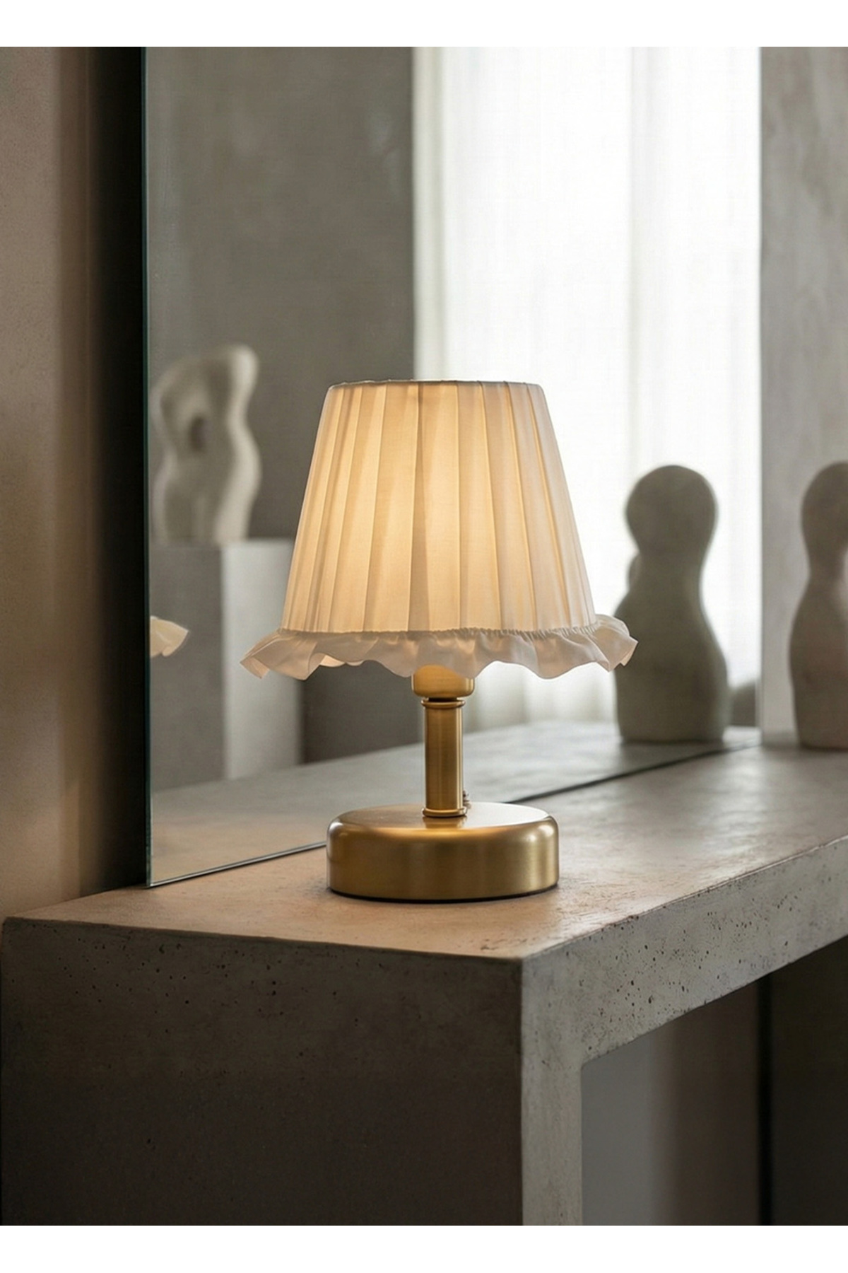 Ottoman Silk Ruffle Embroidered Wireless Battery-Powered Table Lamp – Bottom Antique Gold