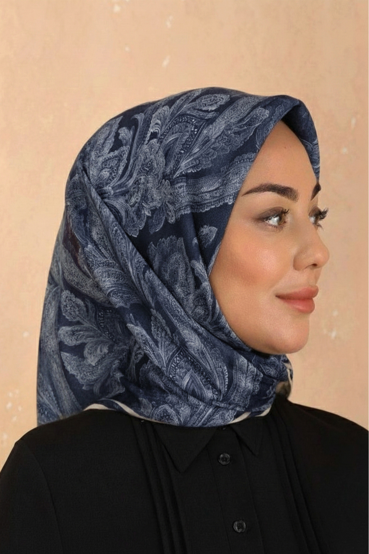 Koyu-Lacivert Desenli Soft Keten Eşarp
