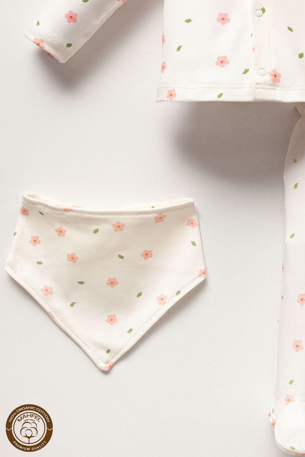 MAHFEL Pembe Çiçek Desenli Kız 5'li Yenidoğan Bebek Hastane Çıkış Seti fotoğrafı 3 (önizleme)