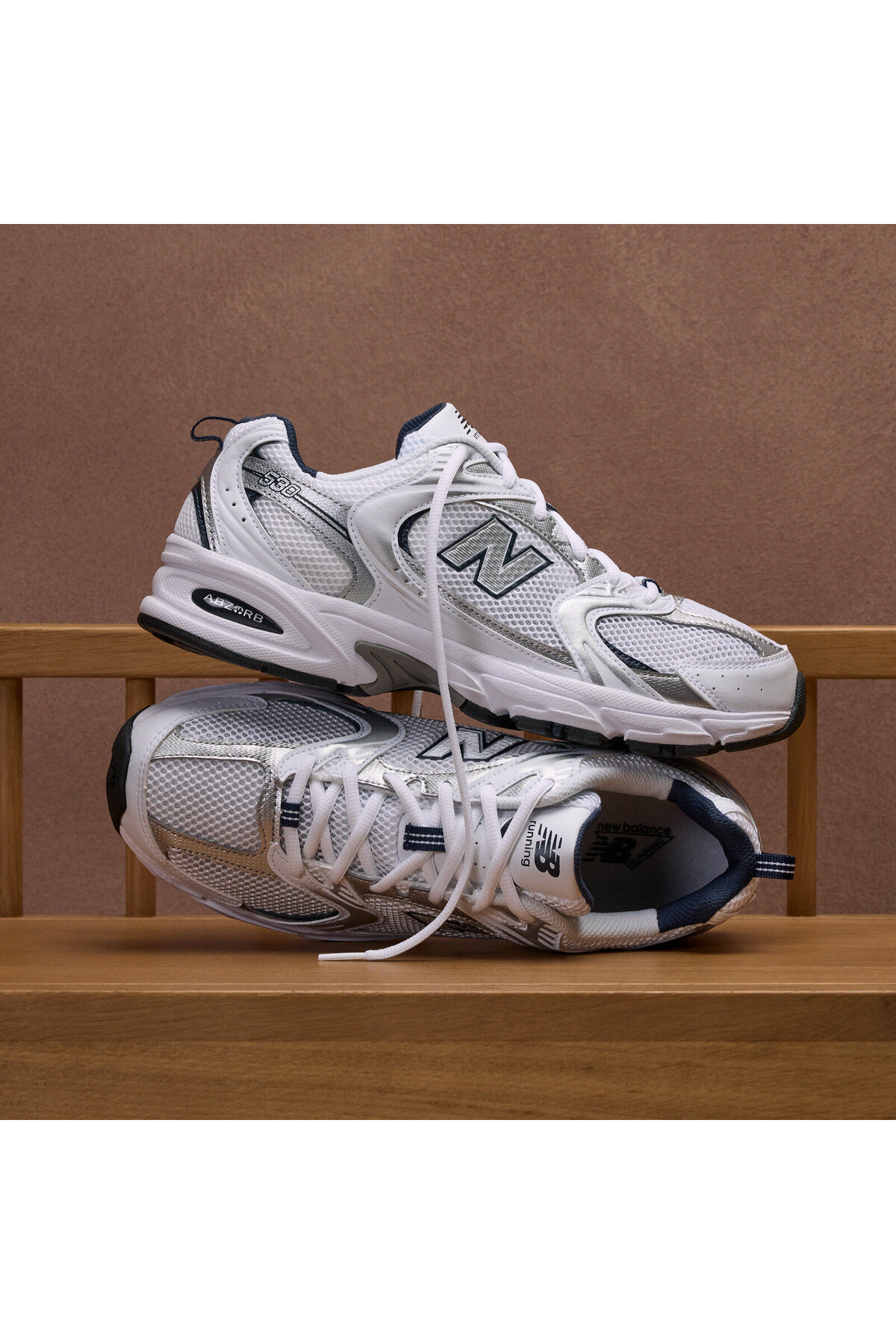 New Balance 530 biele unisex topánky na voľný čas - Mr530sg