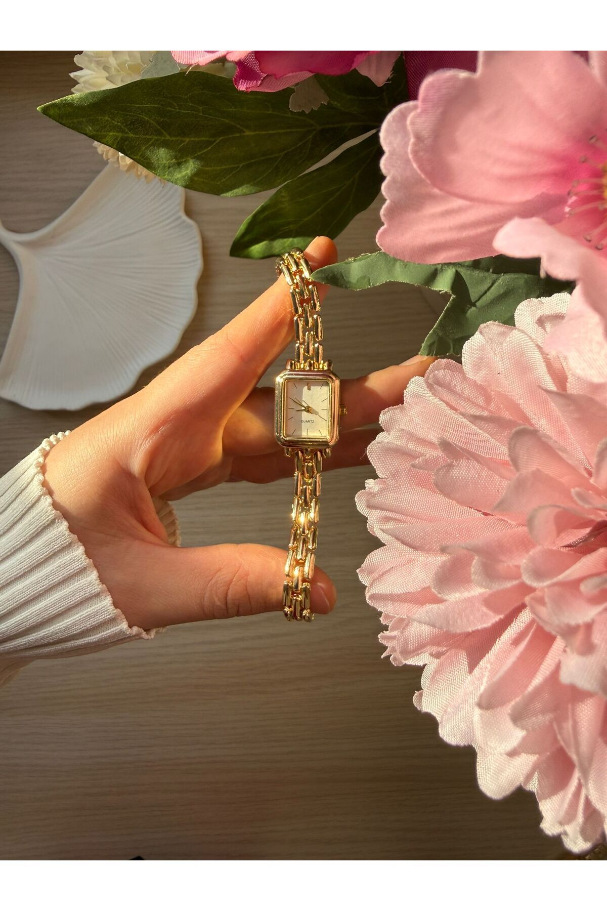rubsey  Retro Minimal Hasır Kordon Vintage Kadın Kol Saati Altın Kare(GÖRSELDEKİ ÜRÜN GÖNDERİLECEKTİR) - Görsel 8