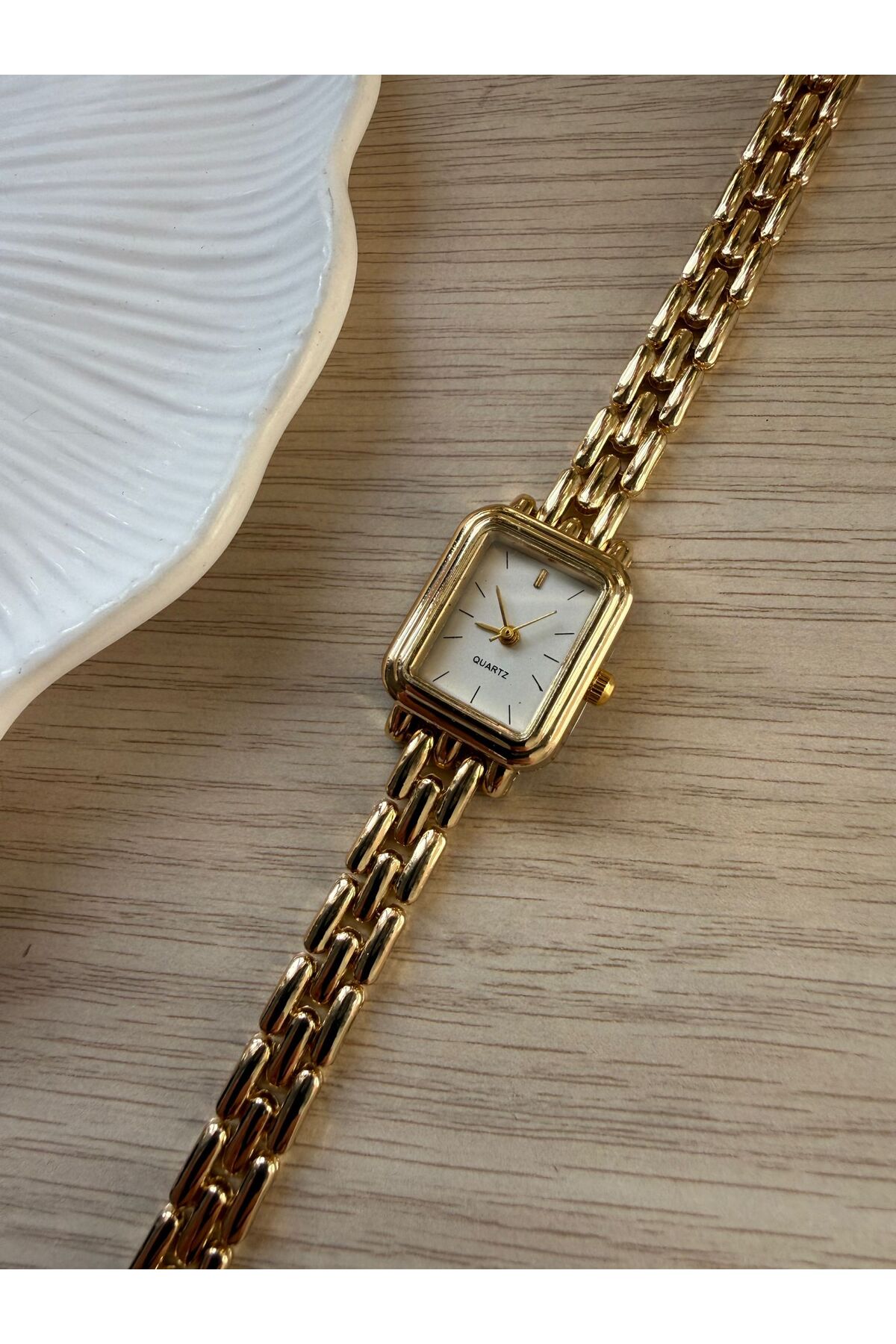 rubsey  Retro Minimal Hasır Kordon Vintage Kadın Kol Saati Altın Kare(GÖRSELDEKİ ÜRÜN GÖNDERİLECEKTİR) - Görsel 4