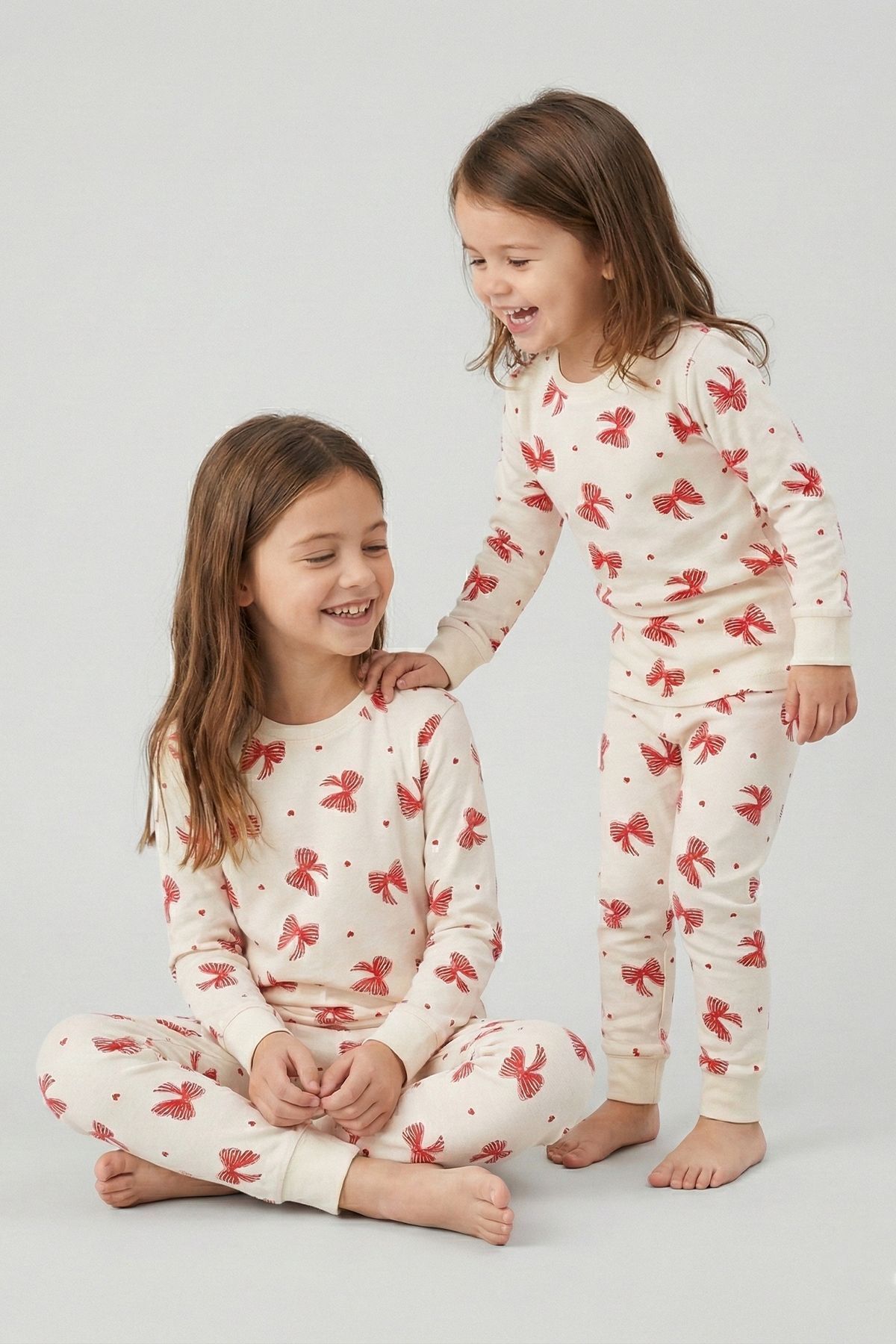 zuzunga Ekru Renk Kırmızı Fiyonk Baskılı Kız Çocuk Pijama Takımı fotoğrafı 5 (önizleme)