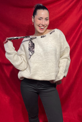 MODA Fular Detaylı Kazak