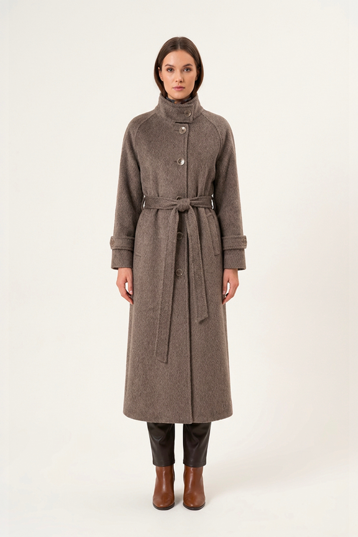 A. Brown Dominant Collar Alpaca Inlay Raglan Sleeve Belted 128 cm Long Coat 2400