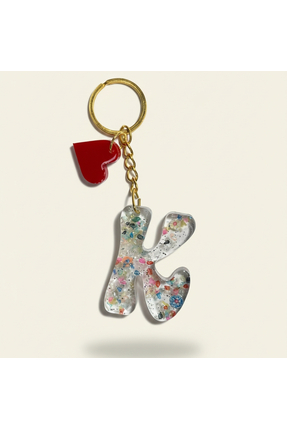 RS Gift Store K Harf Simli Epoksi Anahtarlık Kalp Figürlü