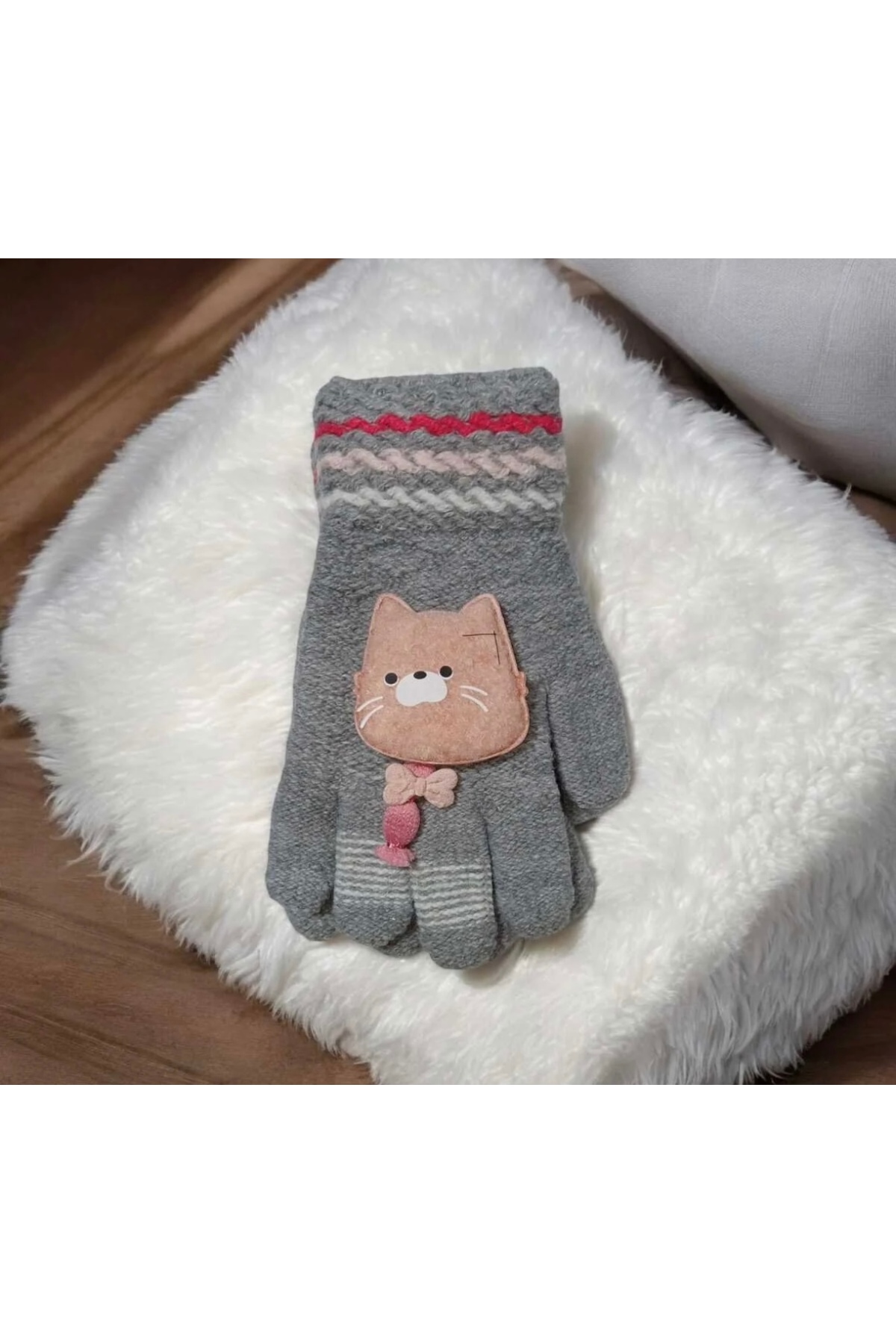 Kitti Kız Çocuk eldiven 4-8 yaş fotoğrafı 2 (önizleme)