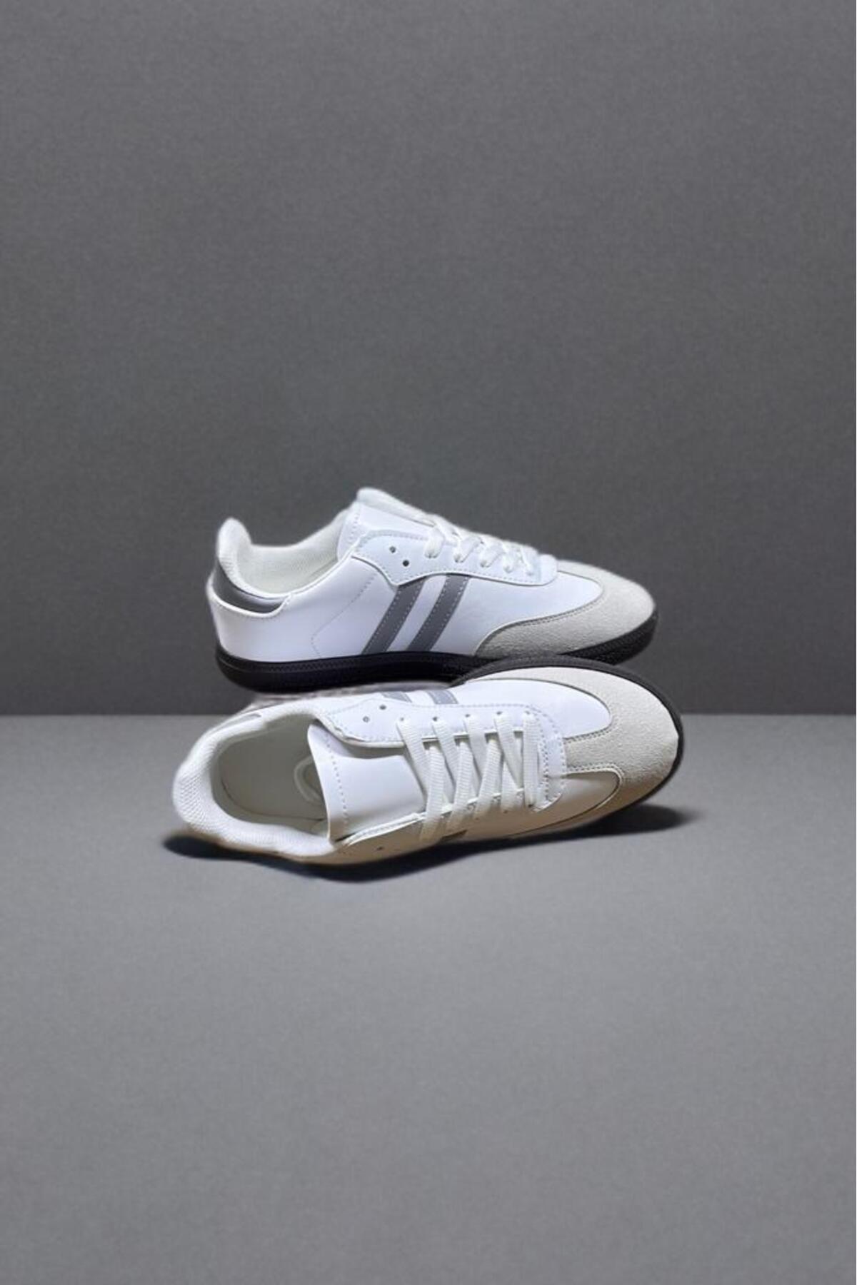 حذاء رياضي للجنسين على طراز سامبا | أحذية رياضية ك...